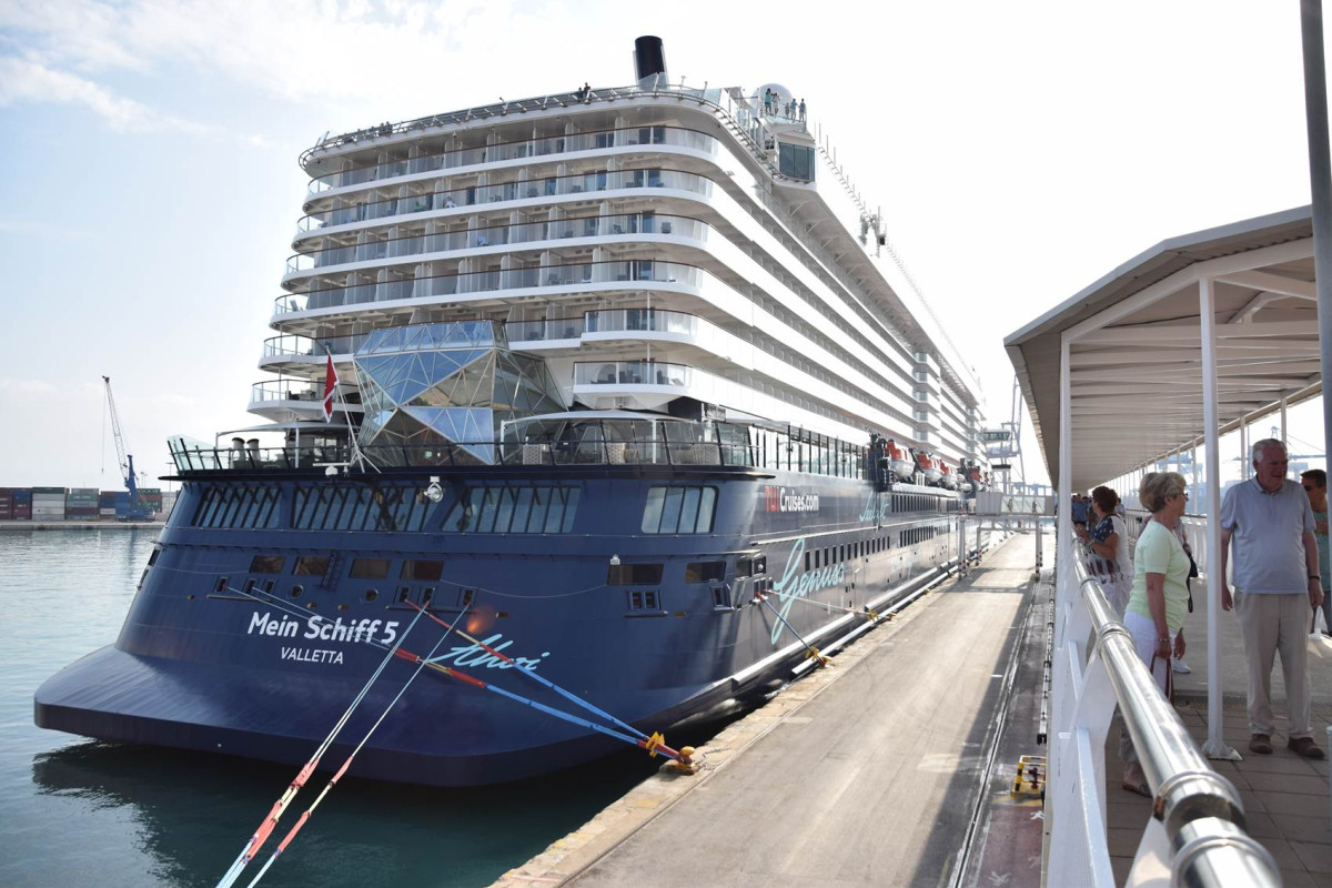 valencia port cruise