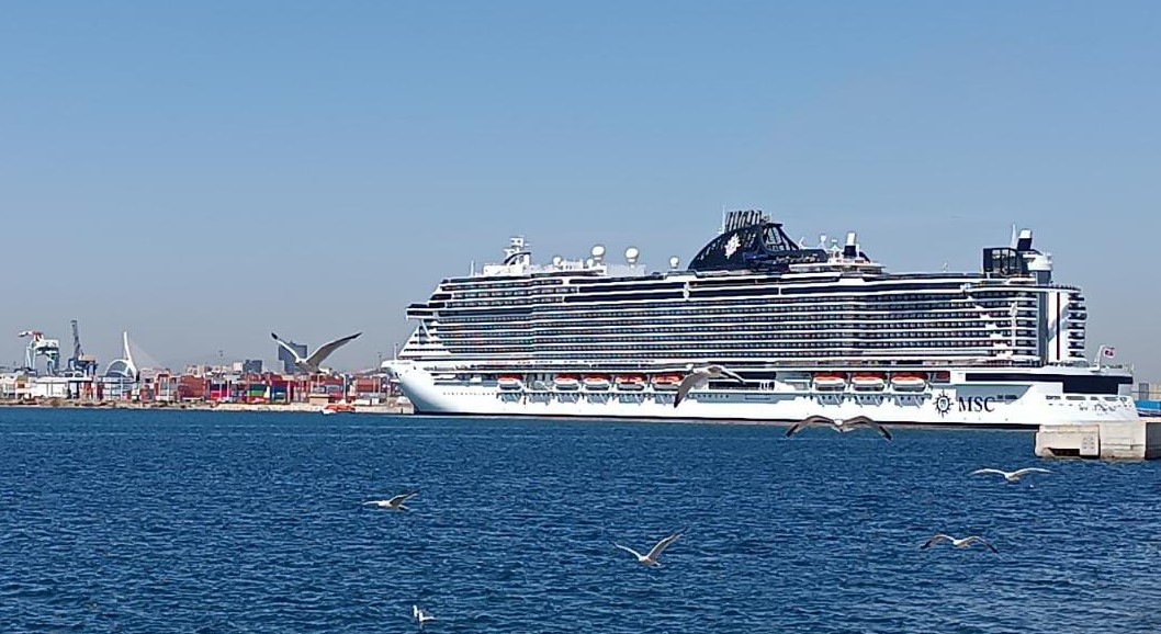 MSC Seashore cruise ship makes its first call at the Port of Valencia